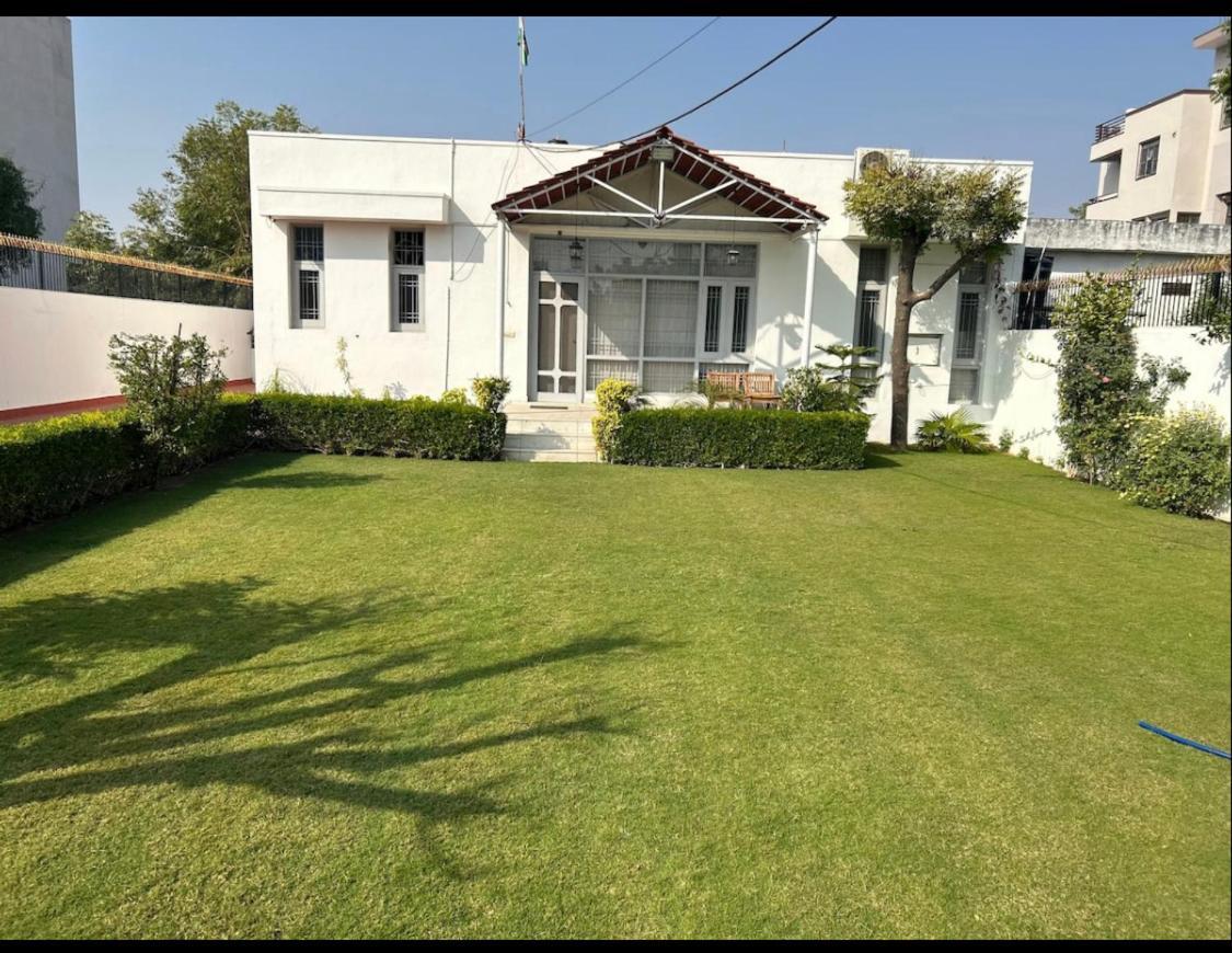 Solanki Farms & Pool Villa Garden Fully Private Τζαϊπούρ Εξωτερικό φωτογραφία